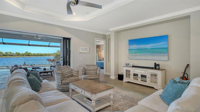 10529 WICKER PARK PLACE, Palmetto, FL 34221