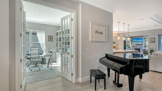 10529 WICKER PARK PLACE, Palmetto, FL 34221