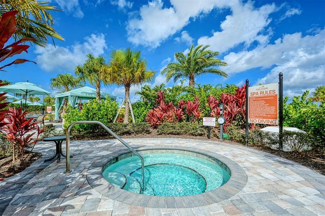 10529 WICKER PARK PLACE, Palmetto, FL 34221