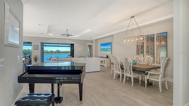 10529 WICKER PARK PLACE, Palmetto, FL 34221