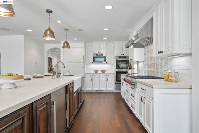 252 Livorna Heights Road, Alamo, CA 94507