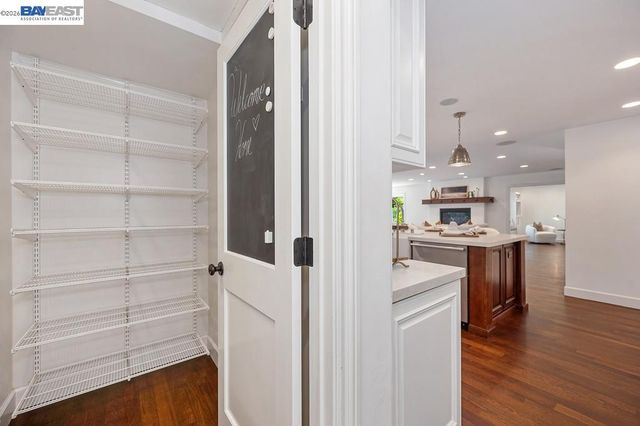 252 Livorna Heights Road, Alamo, CA 94507