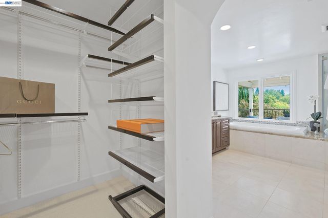 252 Livorna Heights Road, Alamo, CA 94507