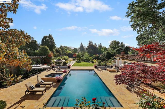 252 Livorna Heights Road, Alamo, CA 94507