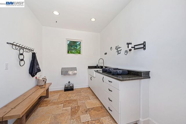 252 Livorna Heights Road, Alamo, CA 94507