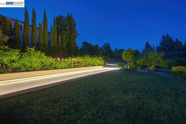 252 Livorna Heights Road, Alamo, CA 94507