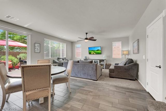 10521 Sparks Summit Lane, Las Vegas, NV 89166