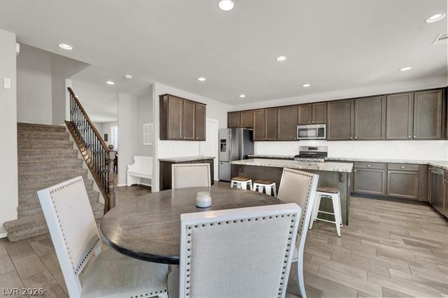 10521 Sparks Summit Lane, Las Vegas, NV 89166