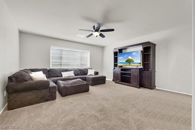 10521 Sparks Summit Lane, Las Vegas, NV 89166