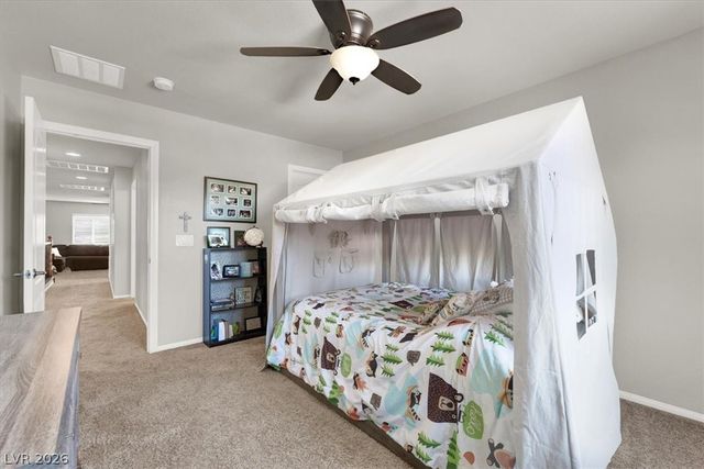 10521 Sparks Summit Lane, Las Vegas, NV 89166