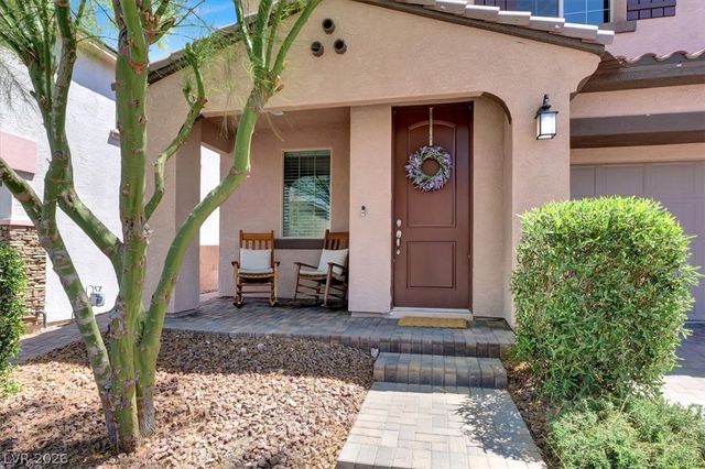 10521 Sparks Summit Lane, Las Vegas, NV 89166