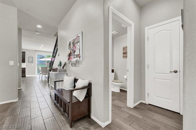 10521 Sparks Summit Lane, Las Vegas, NV 89166