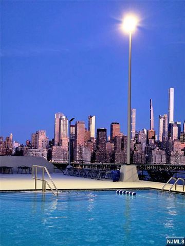 6600 Boulevard East 23D, West New York, NJ 07093