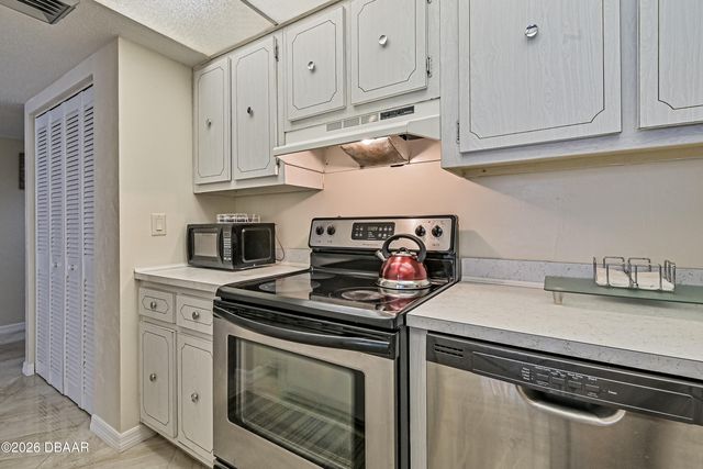 3051 S Atlantic Ave Apt 505, Daytona Beach Shores, FL 32118