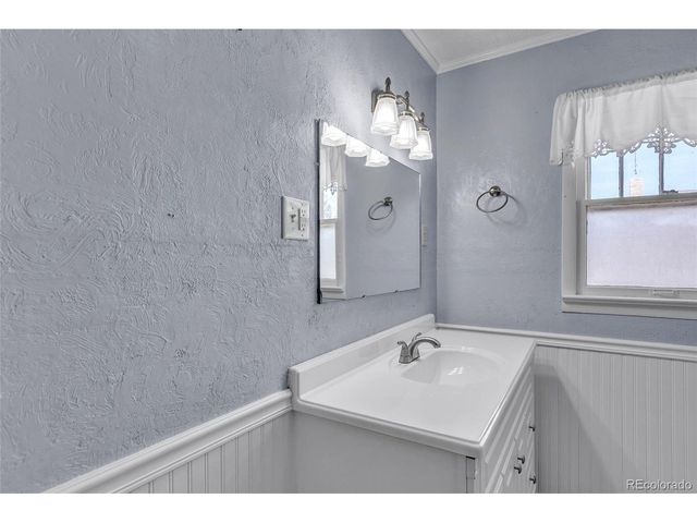 419 Pueblo Ave, Simla, CO 80835
