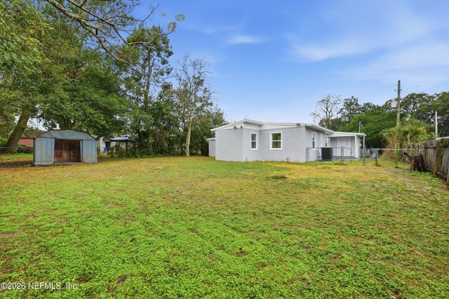 6752 ECTOR Place, Jacksonville, FL 32211