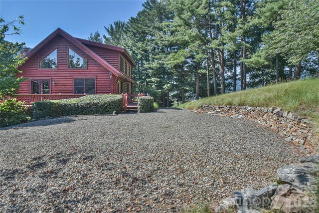 27 Winn Drive, Leicester, NC 28748