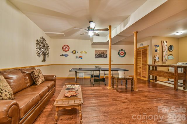 27 Winn Drive, Leicester, NC 28748