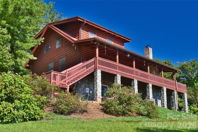27 Winn Drive, Leicester, NC 28748