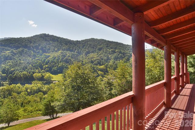 27 Winn Drive, Leicester, NC 28748