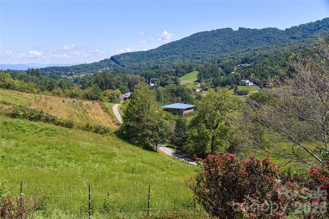 27 Winn Drive, Leicester, NC 28748