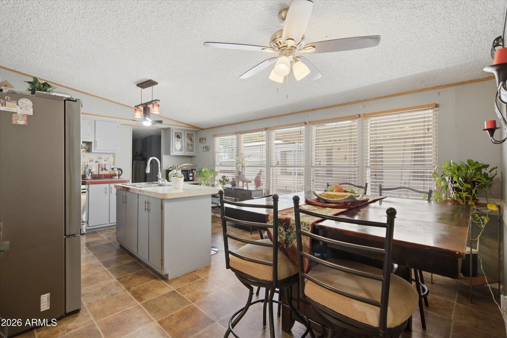 300 W LOWER BUCKEYE Road 14, Avondale, AZ 85323 — photo 3
