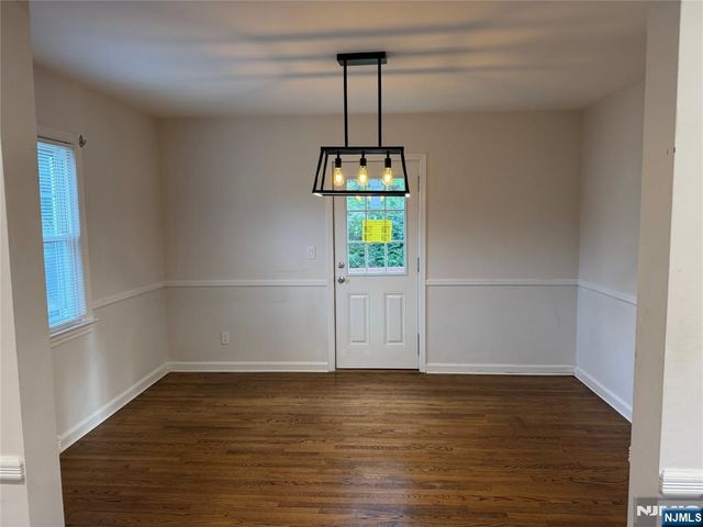 225 Hillside Avenue, Allendale, NJ 07401
