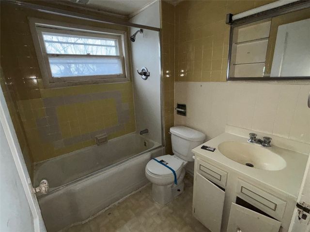 1203 E 29TH Street, Erie, PA 16504