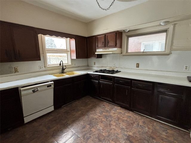 1203 E 29TH Street, Erie, PA 16504