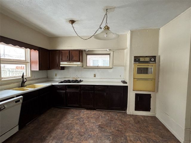 1203 E 29TH Street, Erie, PA 16504