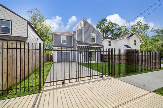 9713 Beckley Street, Houston, TX 77088