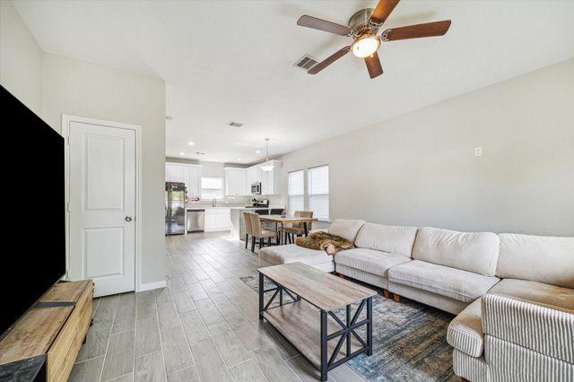 9713 Beckley Street, Houston, TX 77088