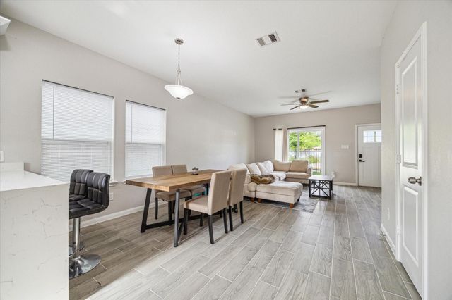 9713 Beckley Street, Houston, TX 77088