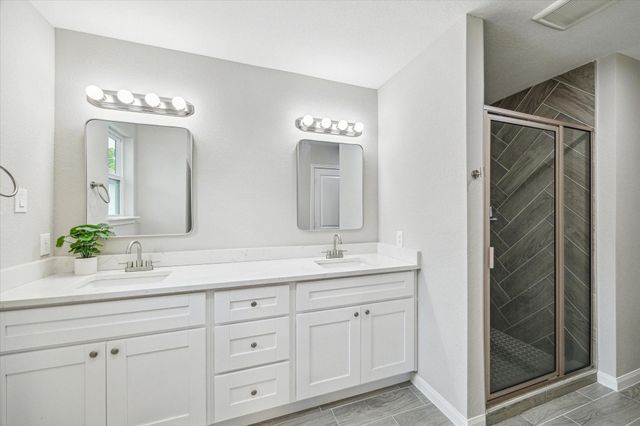 9713 Beckley Street, Houston, TX 77088