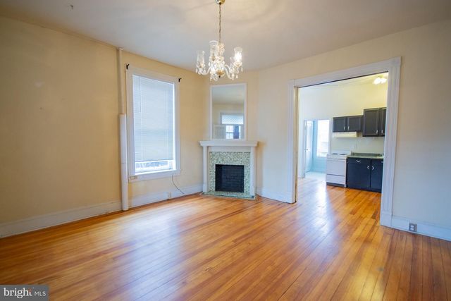 529 S GEORGE ST, Charles Town, WV 25414