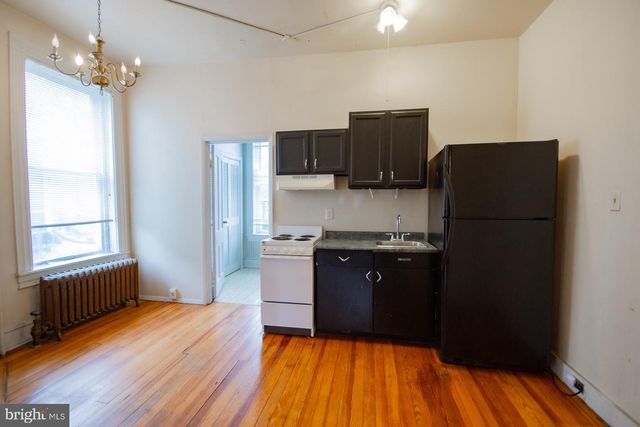 529 S GEORGE ST, Charles Town, WV 25414