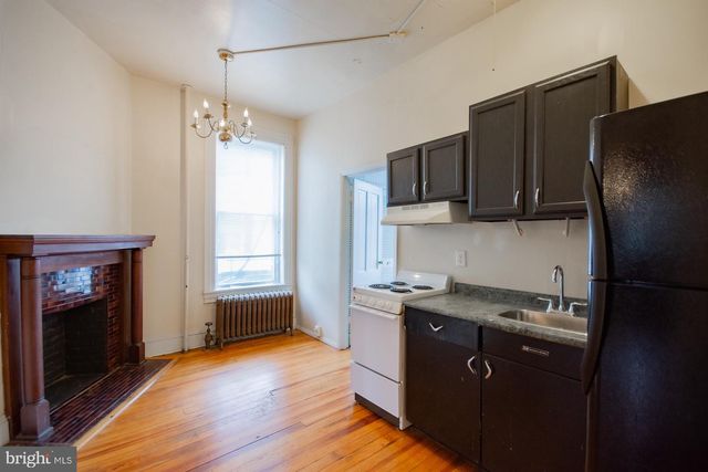 529 S GEORGE ST, Charles Town, WV 25414