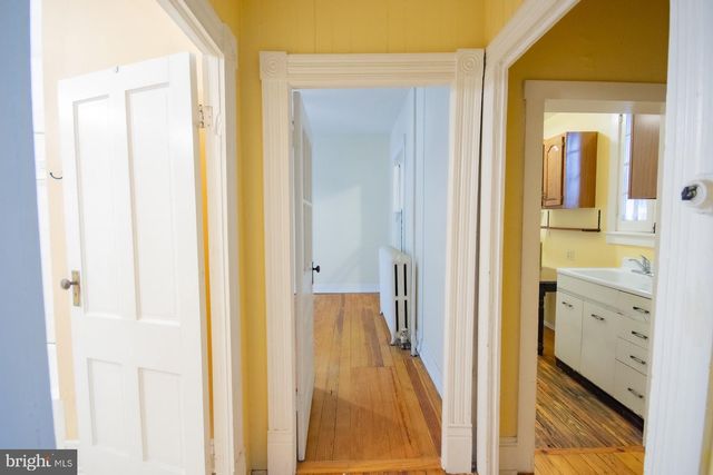 529 S GEORGE ST, Charles Town, WV 25414