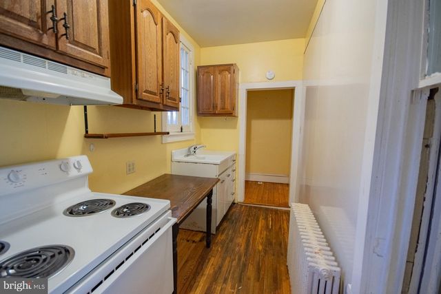 529 S GEORGE ST, Charles Town, WV 25414