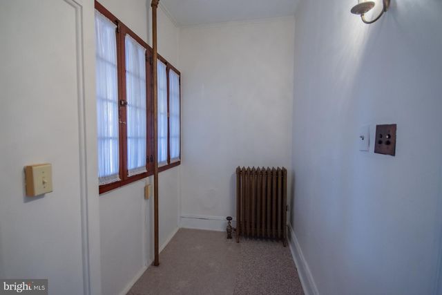 529 S GEORGE ST, Charles Town, WV 25414