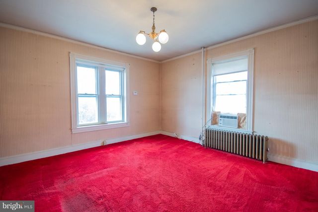 529 S GEORGE ST, Charles Town, WV 25414