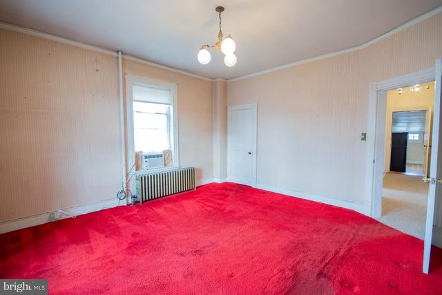 529 S GEORGE ST, Charles Town, WV 25414