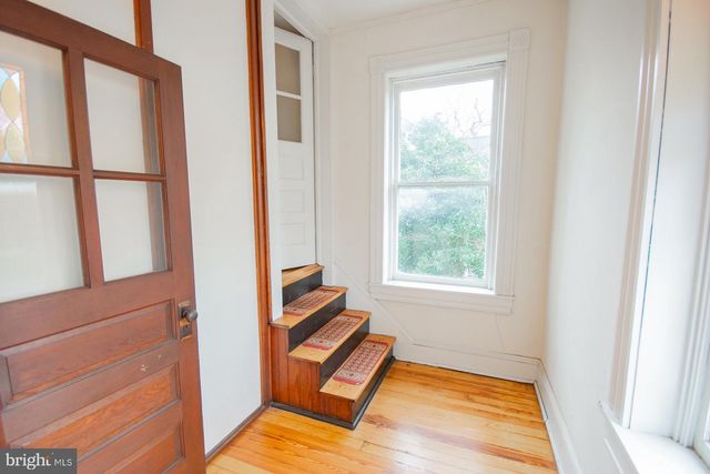 529 S GEORGE ST, Charles Town, WV 25414