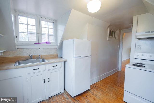 529 S GEORGE ST, Charles Town, WV 25414