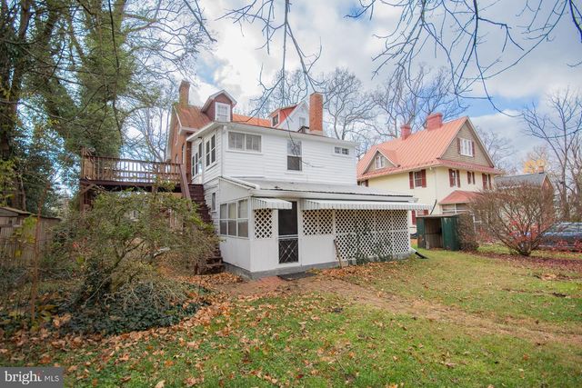 529 S GEORGE ST, Charles Town, WV 25414