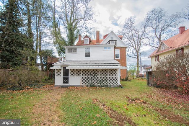 529 S GEORGE ST, Charles Town, WV 25414