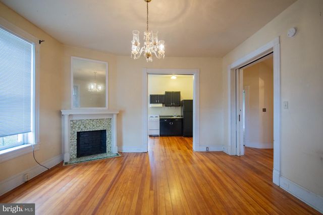 529 S GEORGE ST, Charles Town, WV 25414