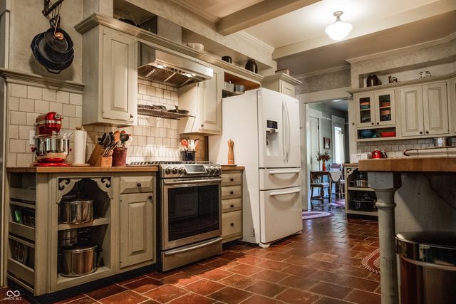 2710 E State Road 32, Crawfordsville, IN 47933