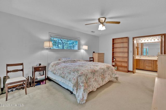 9123 Sedgley Drive, Wilmington, NC 28412