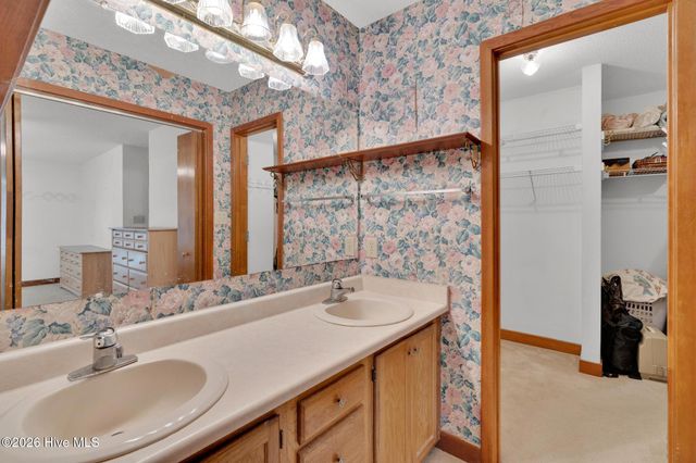 9123 Sedgley Drive, Wilmington, NC 28412